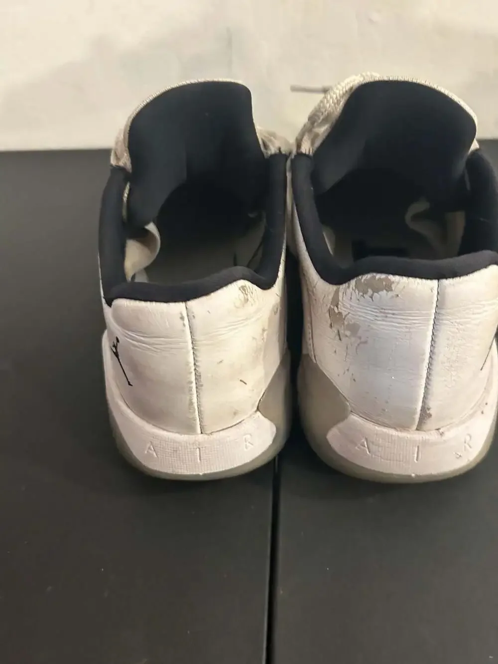 Air Jordan 11 CMFT Low 'Concord' Shoes Size 9 DV2208-100
